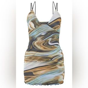 NWT Pretty Little Thing Dress Size US 4 / UK 8 / EU 36